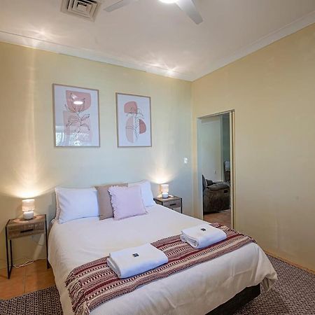 Tranquil Taylor - Two-Storey Cbd Family Home, Bbq Dubbo Dış mekan fotoğraf