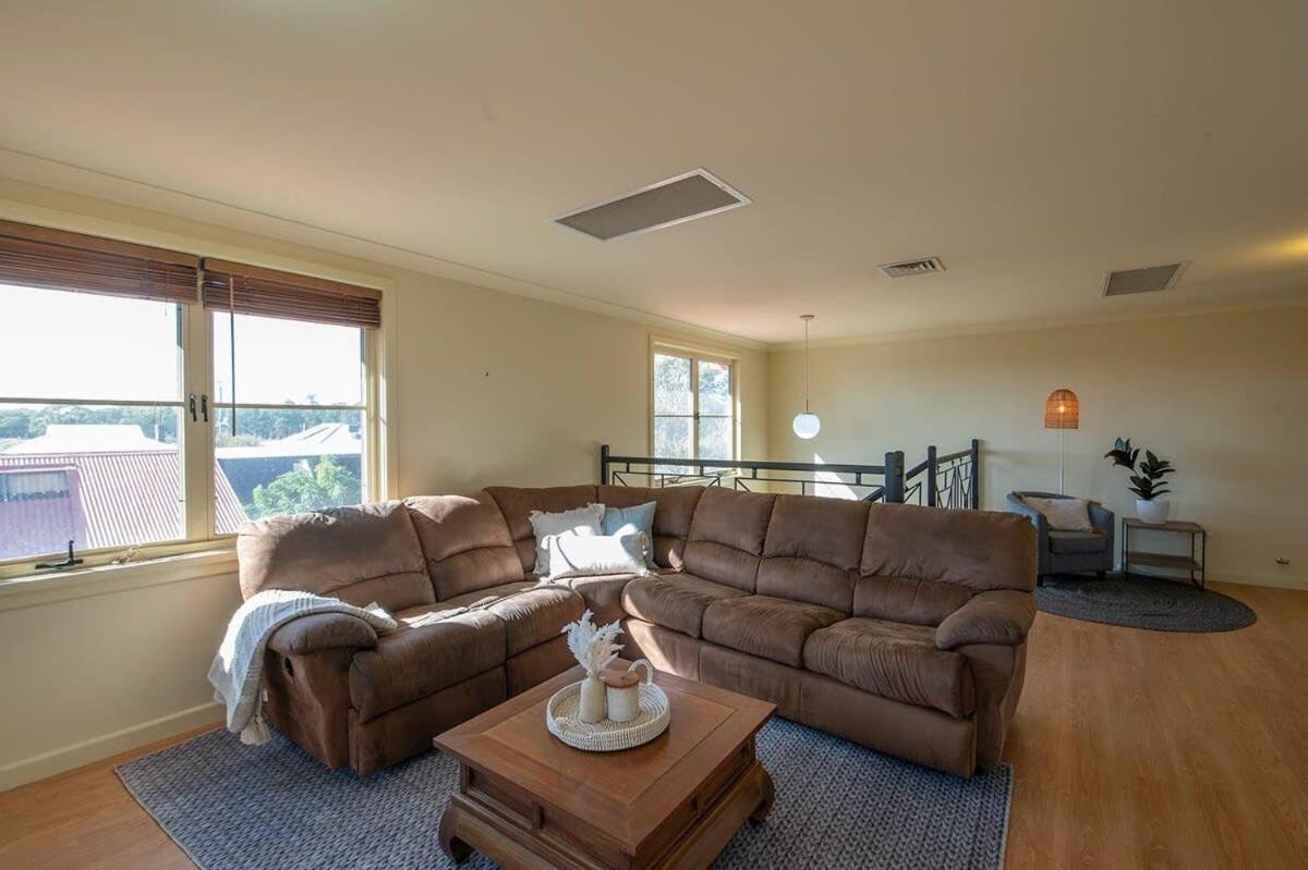 Tranquil Taylor - Two-Storey Cbd Family Home, Bbq Dubbo Dış mekan fotoğraf